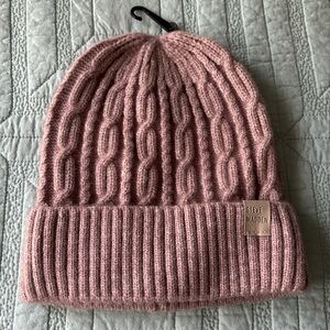 Steve Madden Knit Beanie